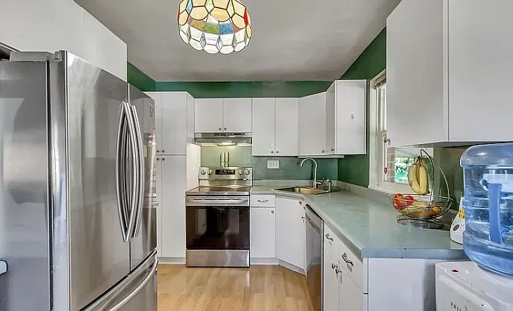 3 bed, 1588 sqft, $2,300 — Photo 3