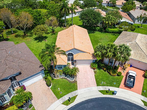 5th image of 6418 Sandcastle Court