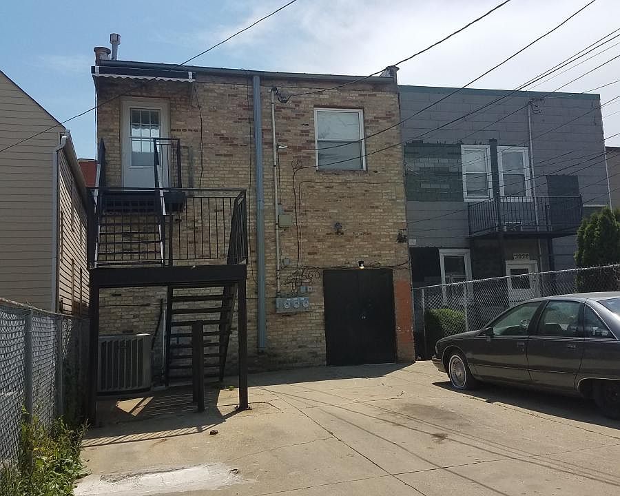 1st image of 5022 W Lawrence Ave #2