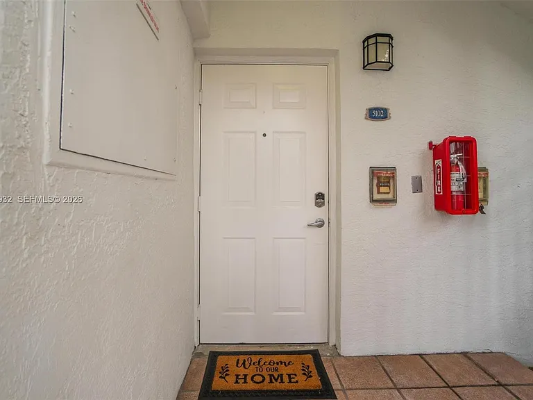 3145 NE 184th St #5102 — Photo 7