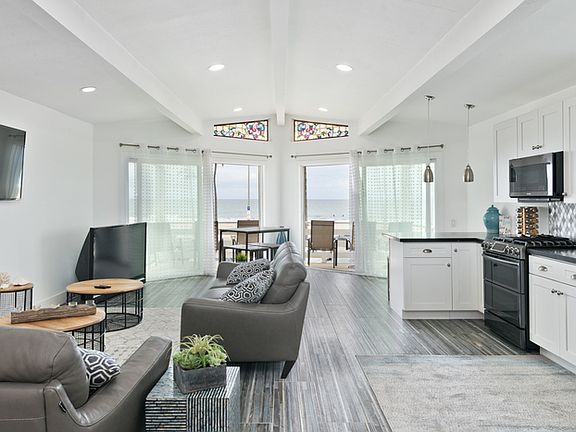 2nd image of 2212 W Oceanfront #2