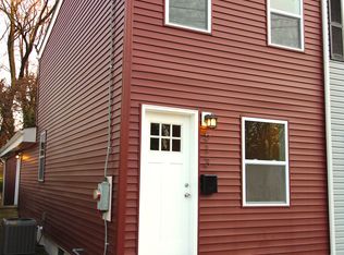 513 W 9th St, New Castle, DE 19720
