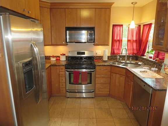 2nd image of 1501 Orchid Ave