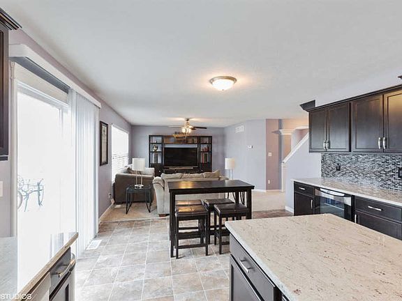 3rd image of 13721 Empress Ln