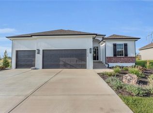 21430 W 189th Ter, Spring Hill, KS 66083