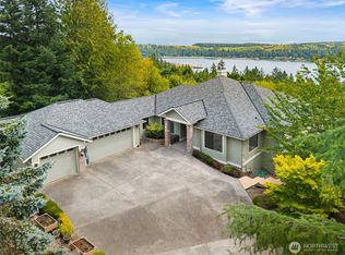 705 Rainier Ln, Port Ludlow, WA 98365