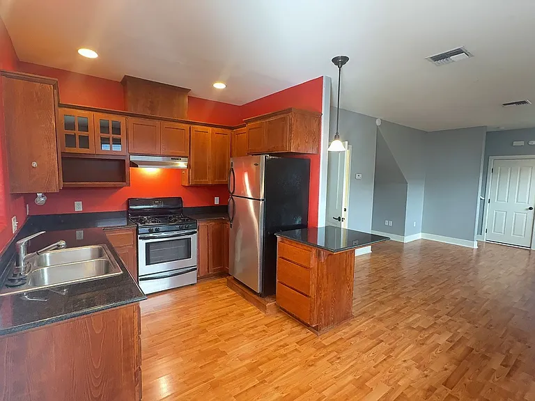 165 Casey Way — Photo 6