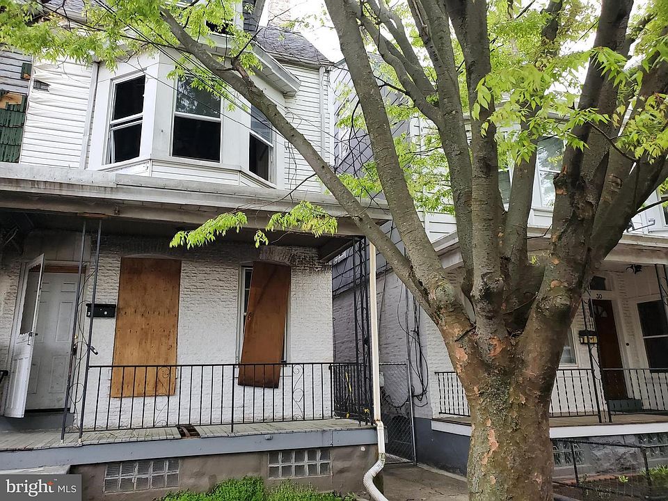2nd image of 32 Benton St