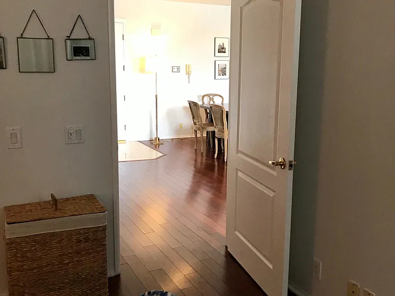 8349 Blackburn Ave #302 — Photo 254