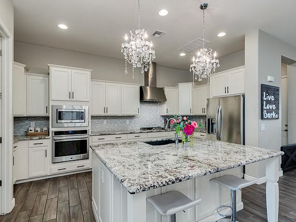 2nd image of 3134 E Cherrywood Pl