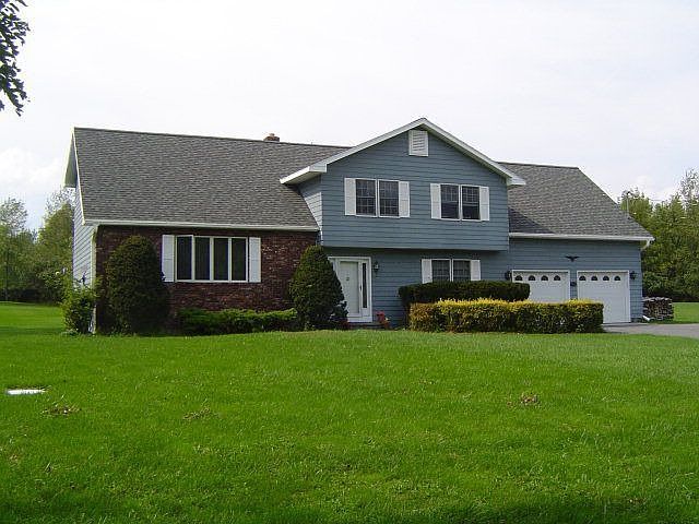 1243 Lake Shore Rd, Chazy, NY 12921 | Zillow