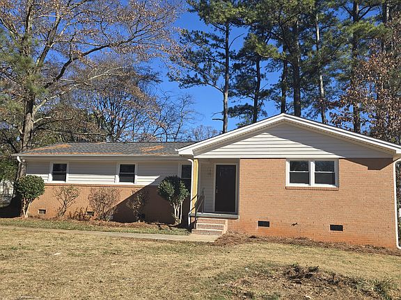 3rd image of 508 Sellwood Cir