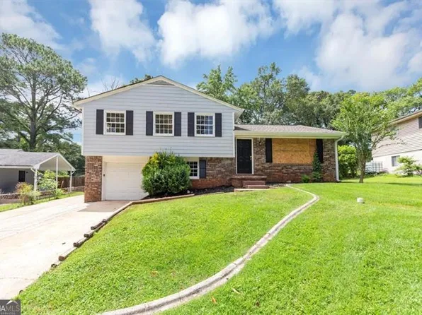 2767 Kathie Ln, Ellenwood, GA 30294