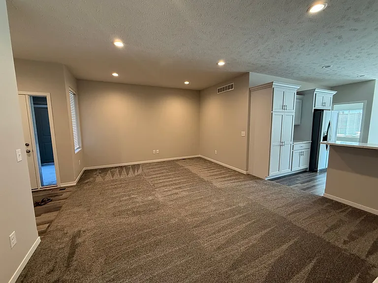6942 Claystone Dr — Photo 12