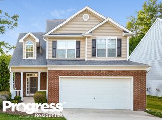 8207 Willowglen Dr, Raleigh, NC 27616