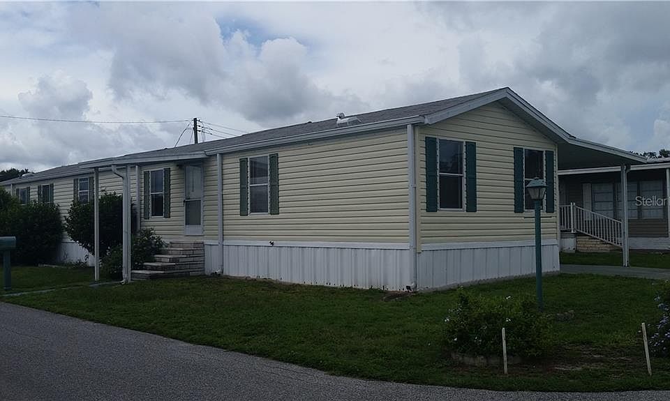 2nd image of 1721 Blue Lake Dr