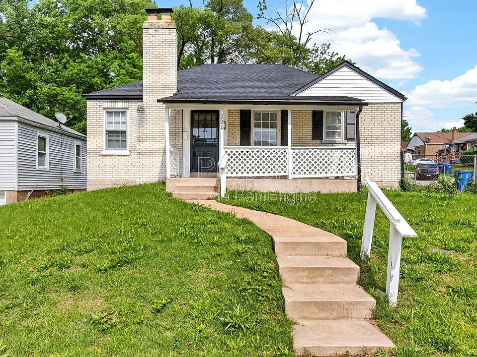 222 Henquin Dr