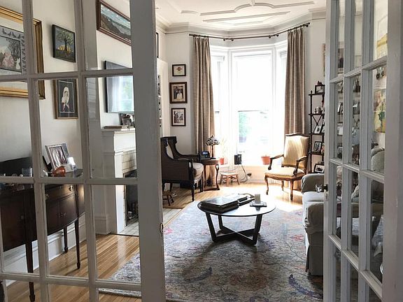 4th image of 156 Circular St APT 3