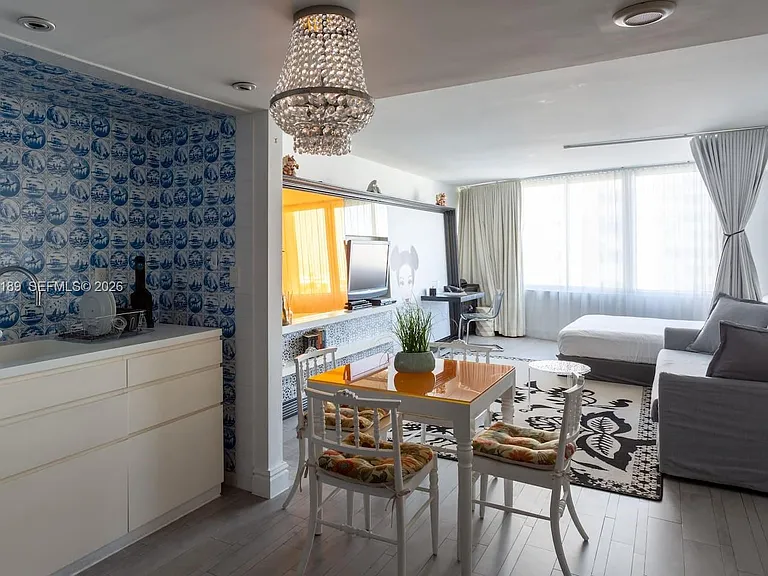 1100 West Ave #1004 — Photo 3
