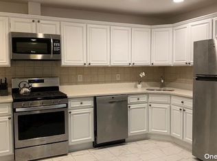 17026 Cedarcroft Rd, Jamaica, NY 11432