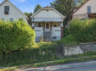 1917 1/2 Cedar Ave, Scranton, PA 18505