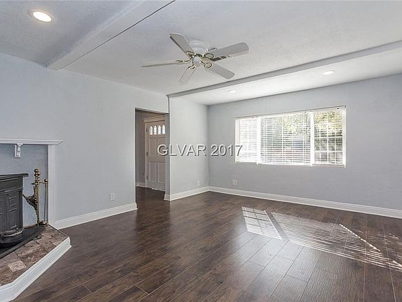5th image of 1321 Wengert Ave