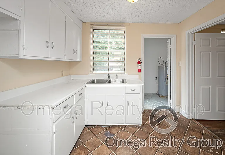 901 9th Ave S #7 — Photo 12