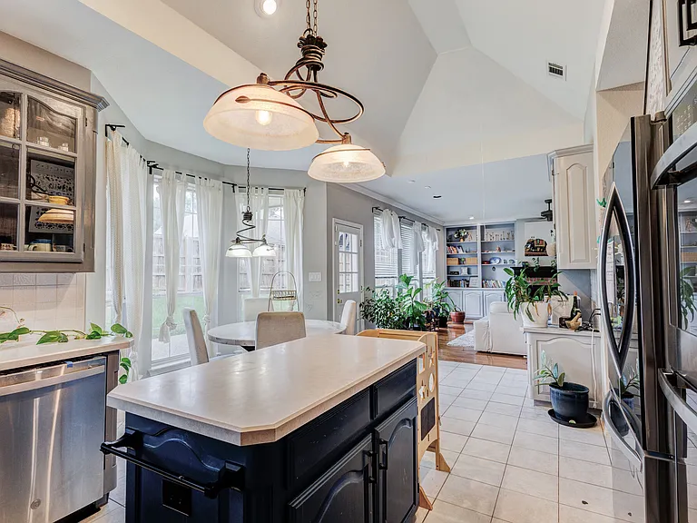 3204 Chaucer Ln — Photo 14