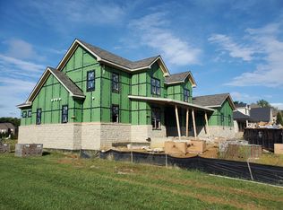 3883 Real Quiet Ln, Lexington, KY 40509