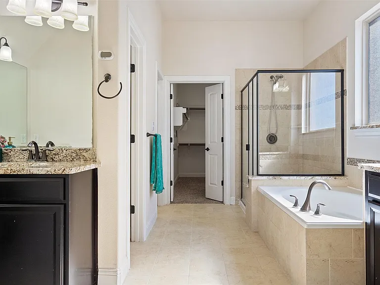 8417 Evelina Trl — Photo 22