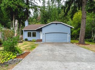 12 Western Ln, Bellingham, WA 98229