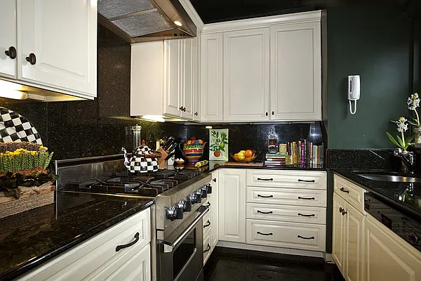 Sold by Brown Harris Stevens | media 26