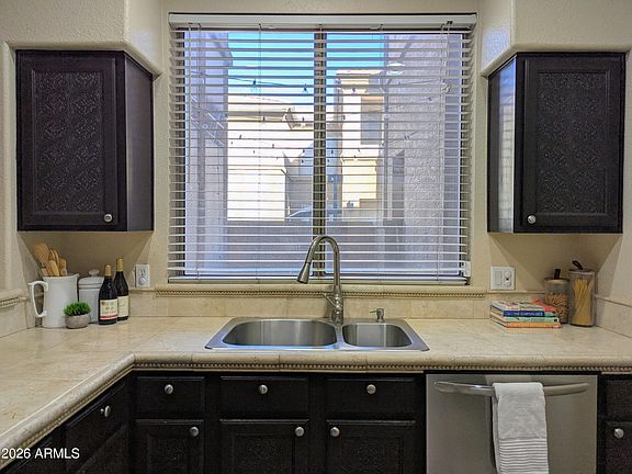 5th image of 1445 E Broadway Rd Unit 106