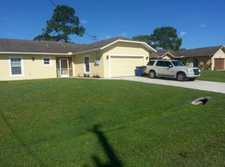 916 Mary Ave S, Lehigh Acres, FL 33936