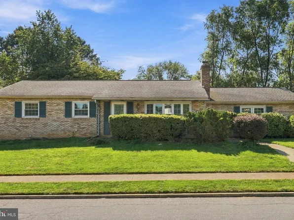 3 S West Ave, Shiremanstown, PA 17011