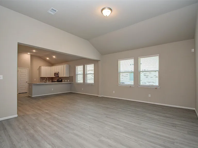 8418 Beacon Bay Cir — Photo 20