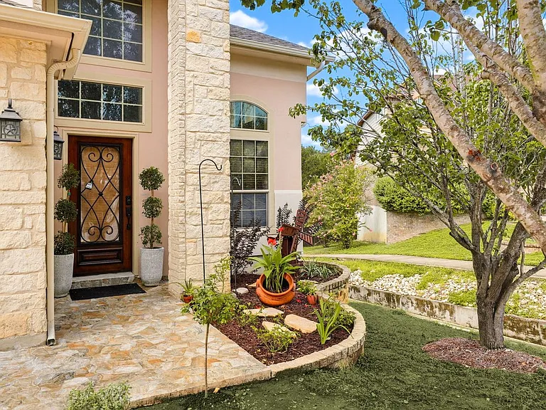 12011 Faithcrest #2 — Photo 4