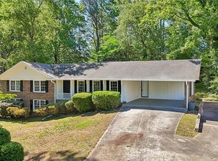 2922 Laura Ln, Lithia Springs, GA 30122