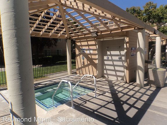 3rd image of 1019 Dornajo Way APT 134