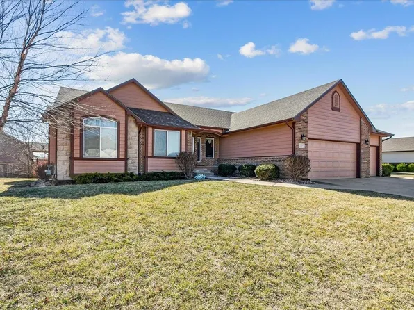 2407 N Flutter Ln, Wichita, KS 67228
