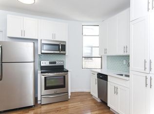 572 E 26th St APT 2D, Brooklyn, NY 11210