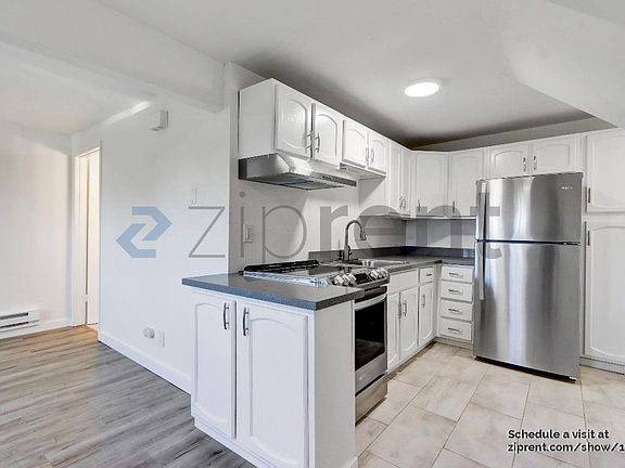 3rd image of 1089 Kansas St #1089