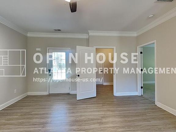3rd image of 218 Cranbrooke Dr