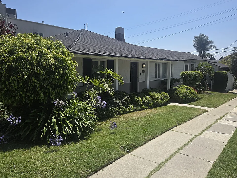 1501 Edris Dr