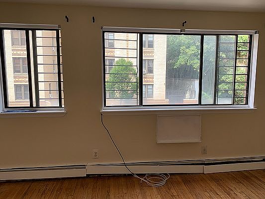 5th image of 6 Cooper St #2A