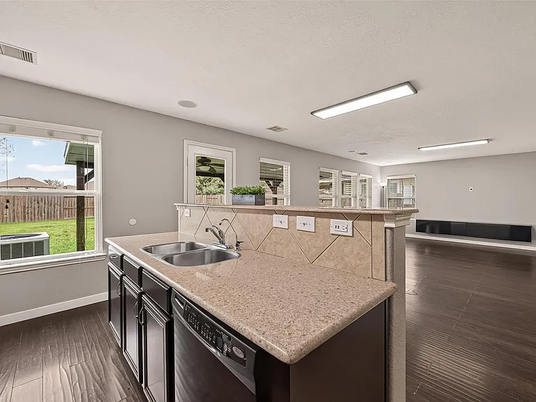 18302 Walden Gate Ln — Photo 21