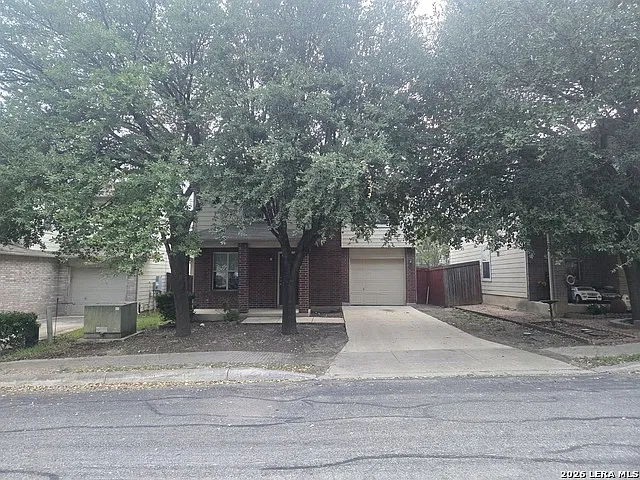 3 bed, 2.5 bath, 1446 sqft, $1,575 — Photo 2