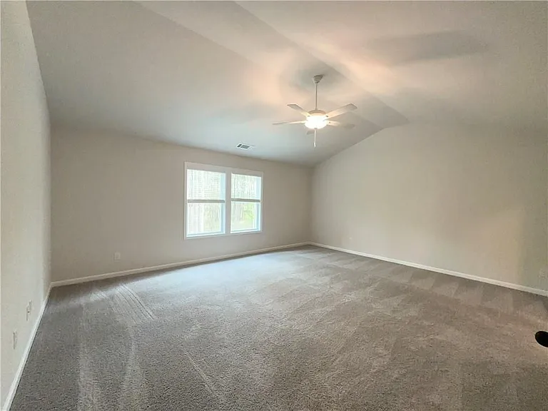 345 Rodeo Dr — Photo 15