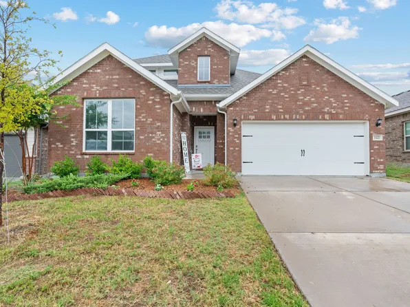 1420 Wavelet Dr, Azle, TX 76020