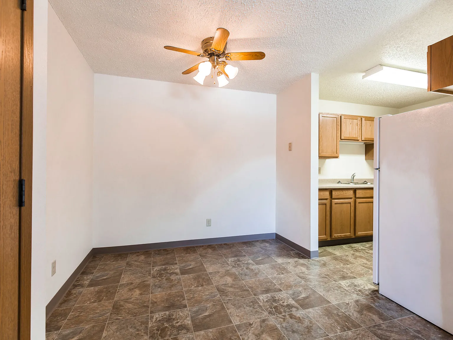 Arbor 406 — Photo 2